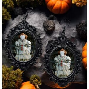 Pennywise the Dancing Clown IT Earrings Horror Movie Love Jewelry Bill Skarsgard